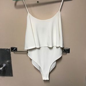 Ruffled top bodysuit!